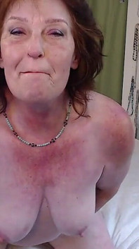 982 Vlastní žádost o jít s těmito špinavými kalhotkami ze sexpot Dawnskye zralé a vnadné