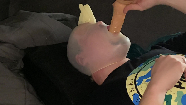 ButHoleDildoLover: My second breathplay - Dildo sucking 26x7cm dildo.