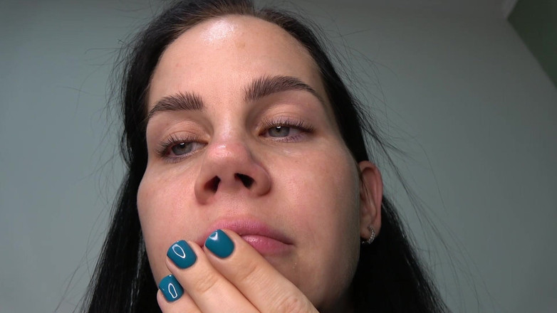 Anna Sky: Anna Espirra E Chupa O Nariz Com Um Nariz De...