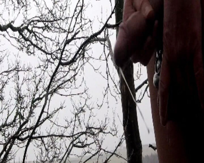 Andy: Wank on a Cold Wet Day