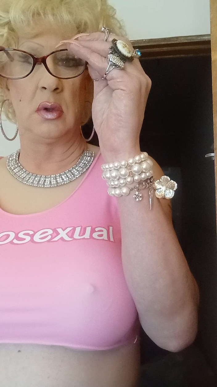 Mshollbrook: Бимбоссексуальный секс