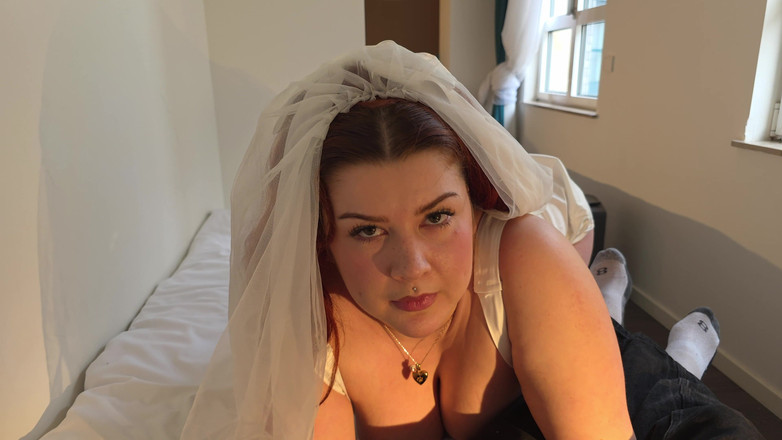 Ariana Faye: Підманюючи чоловіка з BBC у ніч весілля