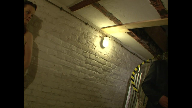 Absolute BDSM films - The original: Związana w jedwabiu dla rozkoszy sadysty