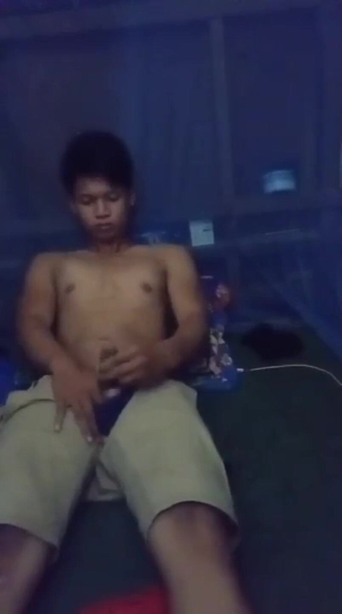 Fleshlab Gay: Maagdelijke Sexy Pinoy Twink Jongen Masturbatie