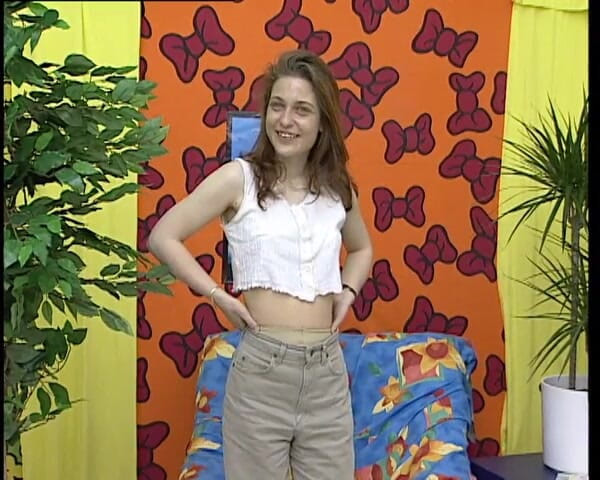 YOUR FIRST PORN: Sophie Ganz Privat - Sophie Sepenuhnya Pribadi
