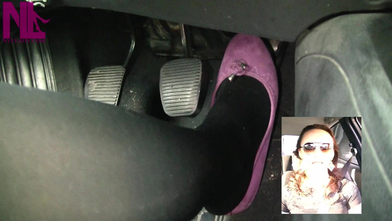 Nyllady: Driving in Black Thick Nylons and Pink Ballet Flats