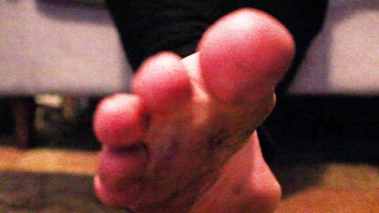 Campsissyboi: Lick My Dirty Feet