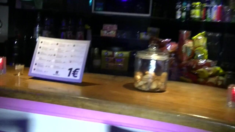 RAW FRENCH PIGS: Dimitri fucjed by Aday Traun in bar