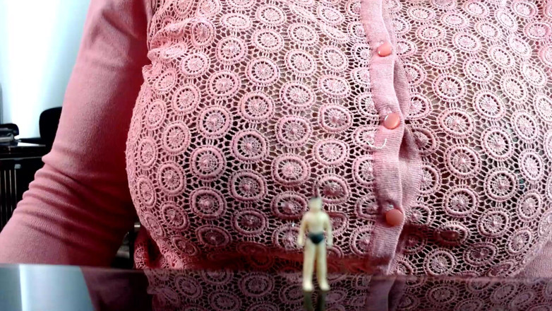 Maeling: Macro Man Giant Breast Comparison - Ebony Giantess Mael