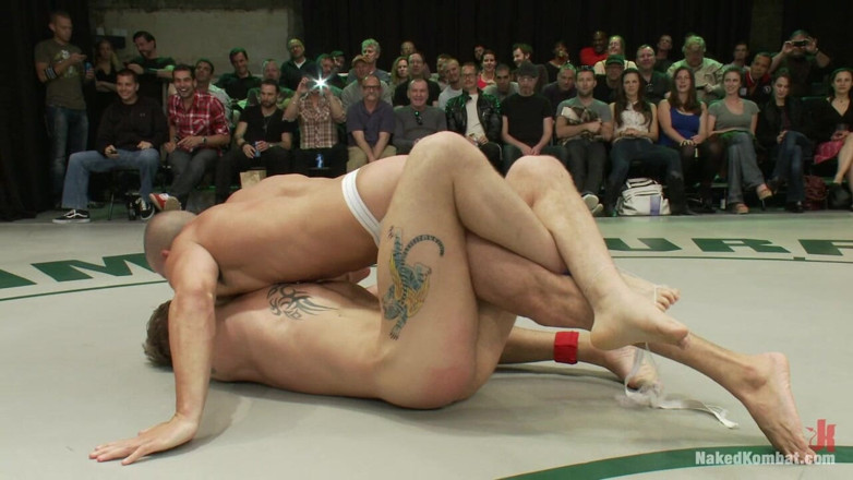 Naked Kombat: Gavin Waters &amp;Nikko Alexander vs Trent Diesel &amp; Matthew Singer live publik...
