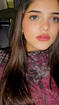 Una calda ragazza indiana viene rimorchiata e scopata da uno sconosciuto