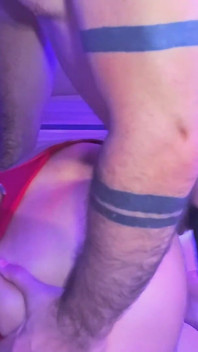Red Temptation That Took Over the Night