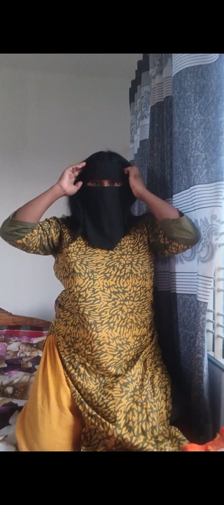 Skakoi: Hintli kız sesli ses noti