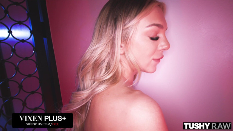 Tushyraw: Tushyraw Anal-hungry Hot Blonde Loves Riding Cock