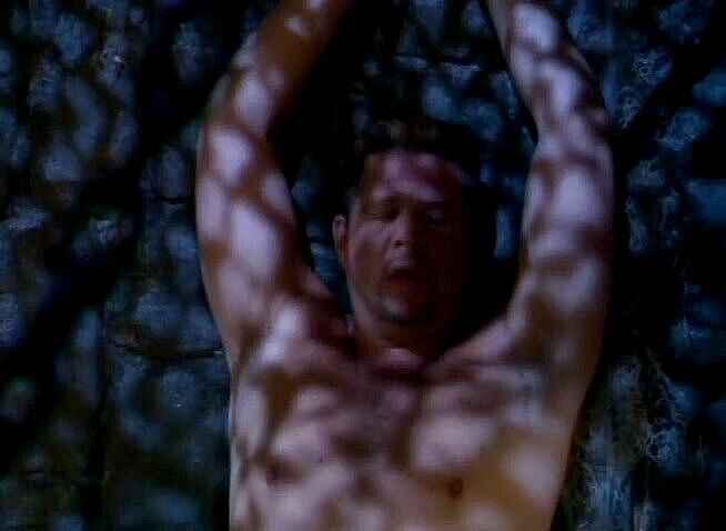 Alfacontent: Maskierte domina will ihren arsch von einem sklaven tief gefickt...