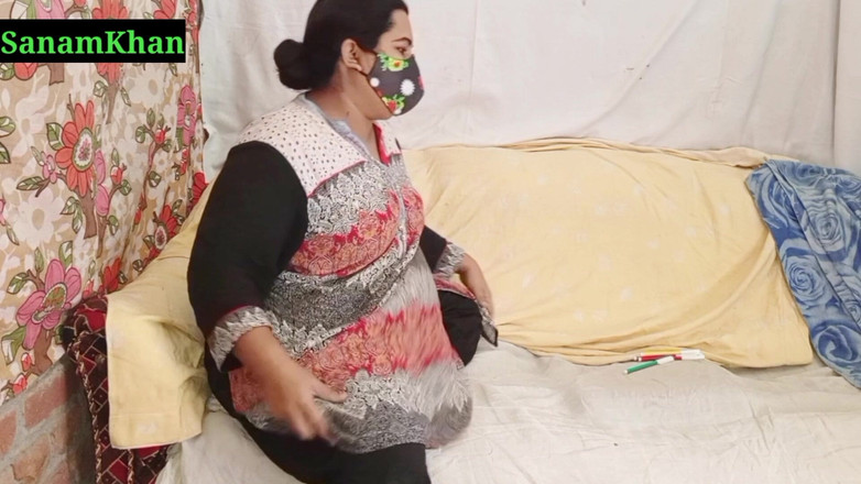 Sanamkhan: Makcik desi Pakistan mazy penuh
