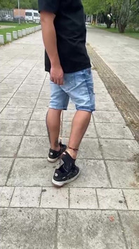 Ich Habe Dich Meine Verschwitzten Und Zerrissenen Strümpfe Von so Viel Spazieren Geniessen Lassen