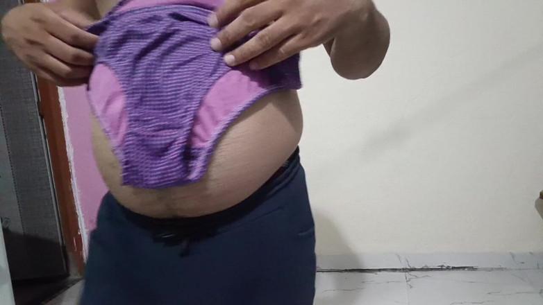 LovedSunsine1990: Meri Chhoti sali ka intimo