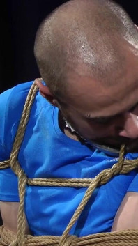 Zeus Hardcore Bondage Challenge2