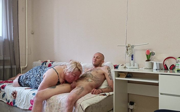 Zona901: Свекруха смокче член і отримує сперму в горло