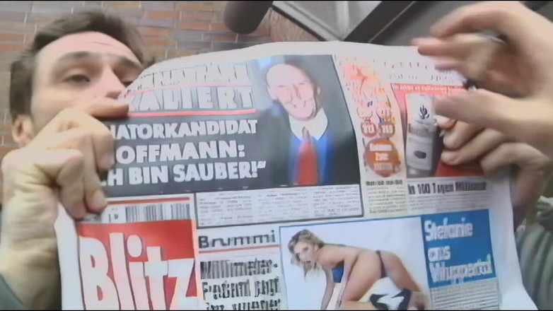 MMV BEST MOVIES AND CLIPS: La rubia atractiva se encarga intensamente del servicio al cliente