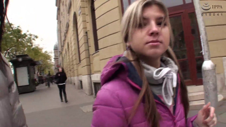 Vulture: Gina Gerson - Shaved Russian Beauty