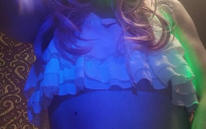 violet_bisex: Violet's Crossdresser Menari.