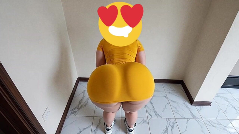 Xprohibidox1: mulher rabuda com uma bunda grande balançando-a sexy
