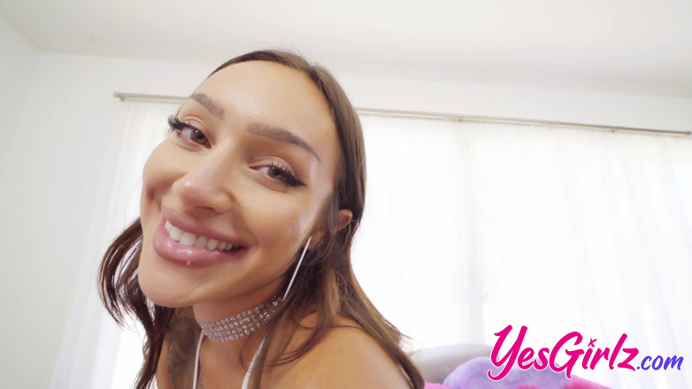 YesGirlz: Sisi rose muncrat dua kali