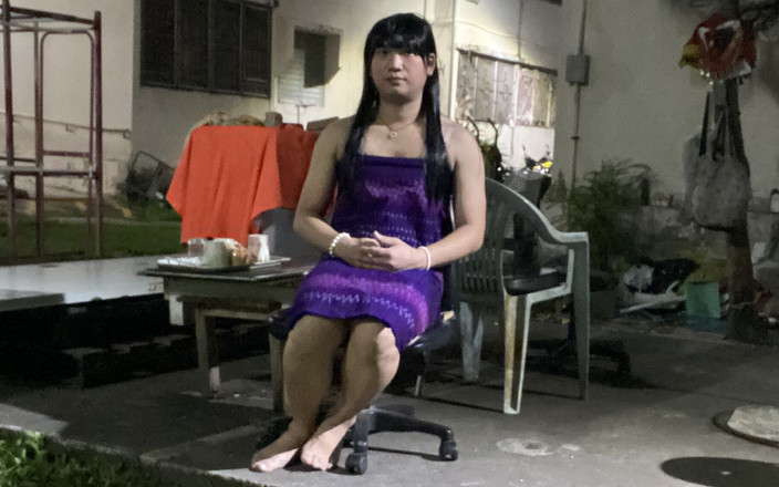 Fampfy Nana: Creampie aku suka mandi dari alat kelamin Anda.