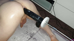 Mike Essex: Mike Essex Uzyskiwanie mojego tyłka rozciągnięte przez ogromny czarny dildo