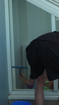 Two Guys Fuck and Suck Instead of Working