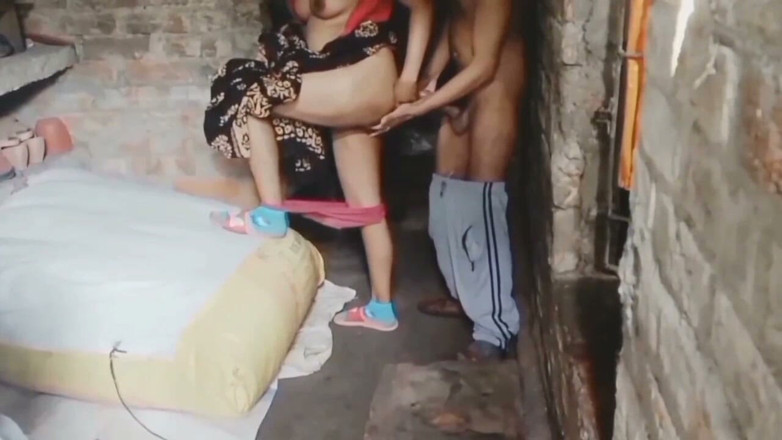 East indian group: Video viral de Mal Bhabhi de Gau