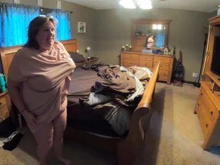 Her First Filmed Cum Shot