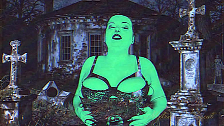 Mxtress Valleycat: Paranormal tages special