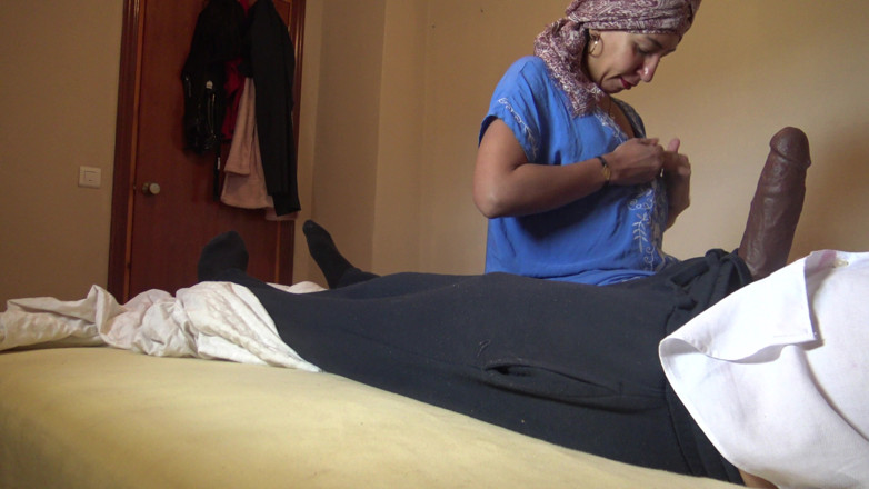 Souzan Halabi: Algerian Maid Is Shocked When French Rapper Shows off His...