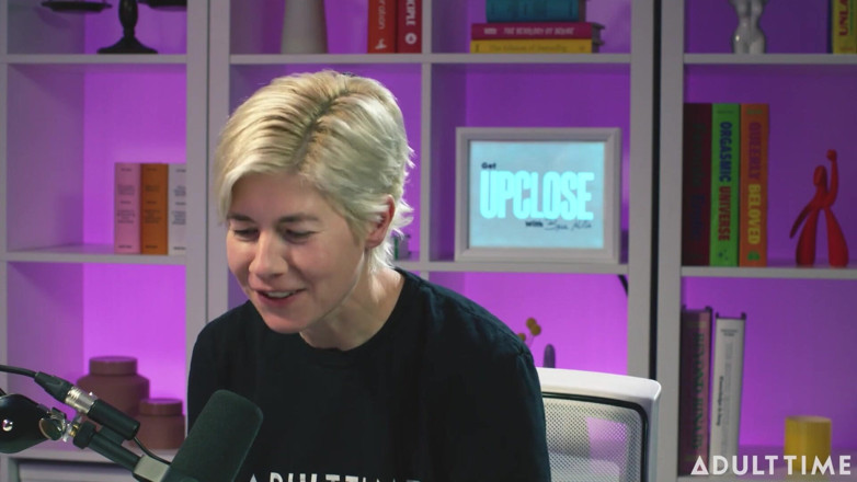 Adult Time Podcast: Hailey Rose Says People Underestimate Kissing and Intimacy
