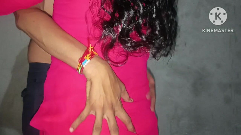 Nisha kajal: Menina do vizinho de 18 anos estava sozinha em casa garoto...