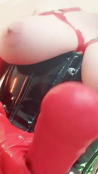 Compilation: Sexy formosa bionda MILF - strap-on poV dominazione femminile video (arya Grander)