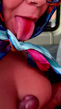 Trio vuistneukbus orgie voor bbw rijpe vrouw