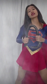 Supergirl Ruthless Membalas dendam