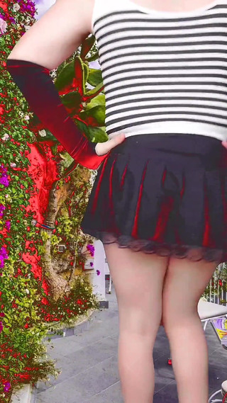 Kitty_Cross: Okouzlující a nádherná: Uvolněné kroniky crossdresserů