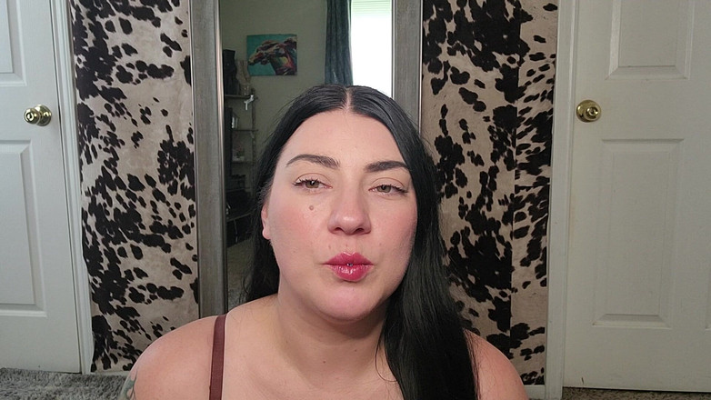 Julia Ryan: Chupando meu pequeno como uma casa da moeda