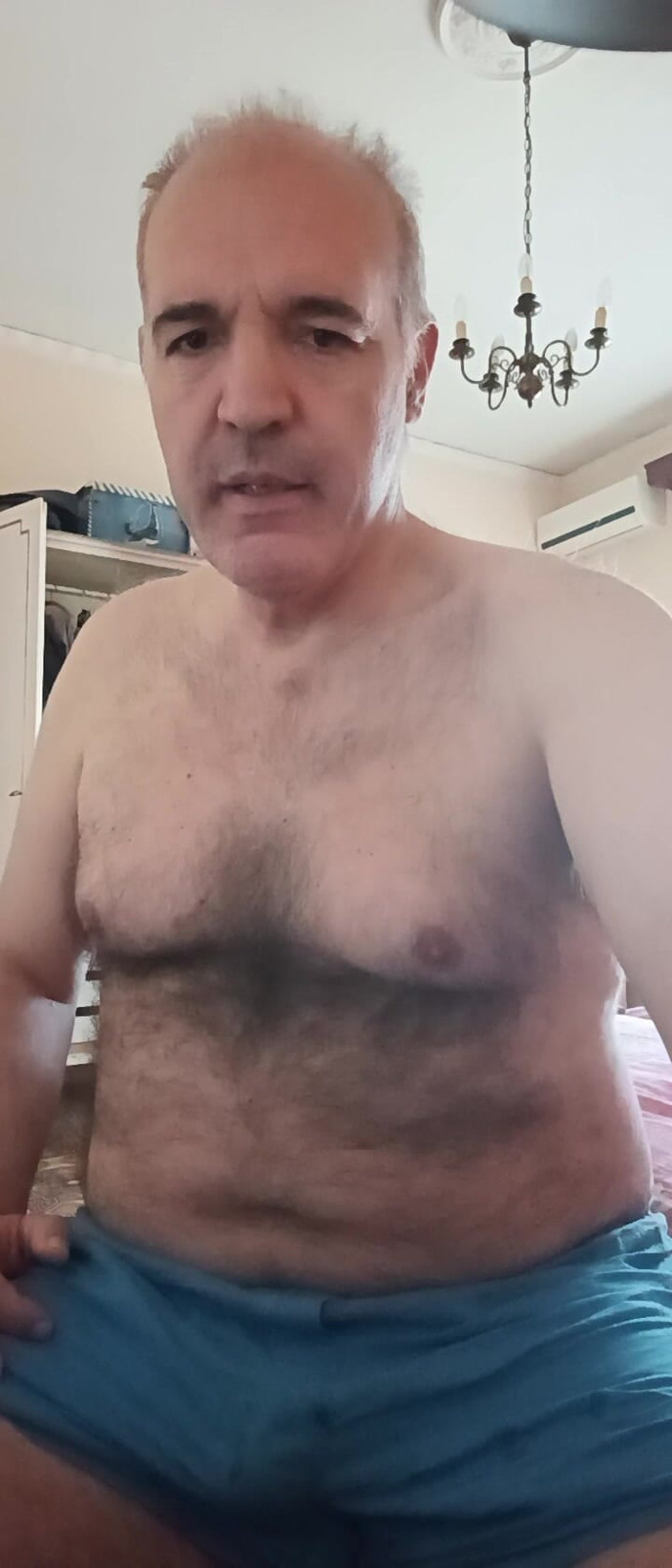 Setesesso7: Vyvrcholím, když se dívám na Francescinu mulatskou postavu!