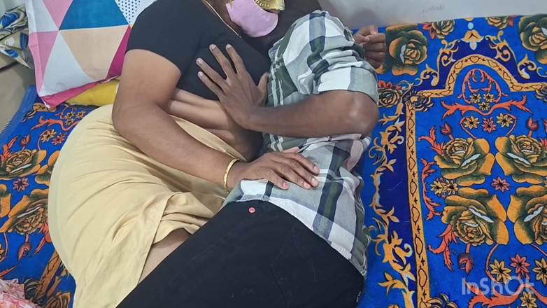 Chennaiponnu: Тамільська akka thambi має секс