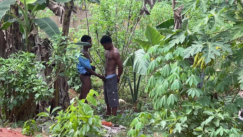 Amateur Teen Studio: Jadi Cepat jadi tiada siapa yang akan menangkap kami (di sebalik...