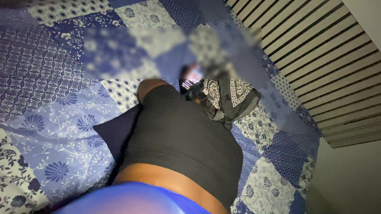 iamyansha: Dal jsem svého tvrdého ptáka do služky
