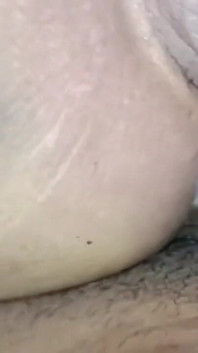 통통한 보지에 사정