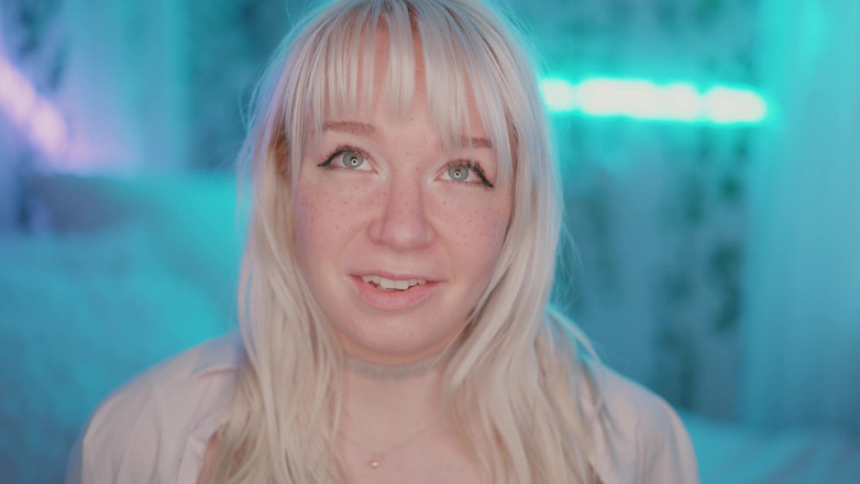 Jolie Lyon: Зрада коханому чоловікові з моїм маленьким зведеним братом