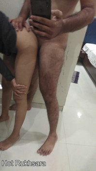 Jefe y secretaria. Joven. Jefe folló joven secretaria y se corrió dos veces. Masturbación con polla La masturbación